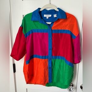 Vintage Women’s 1980s/1990s Colorful Button-Up Silk Shirt size large